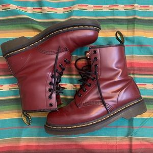 Dr.Martens Burgundy boots